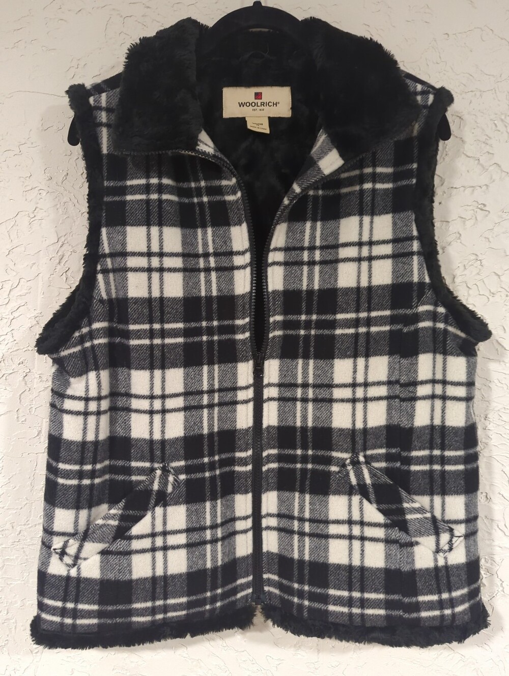 Woolrich Black And White Plaid Wool Blend Vest Faux Fur Lined Heavy Women's M